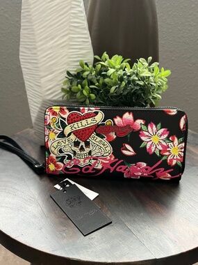 ED HARDY Zip Around Wallet Wristlet NWT